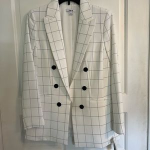 BAR III White Blazer